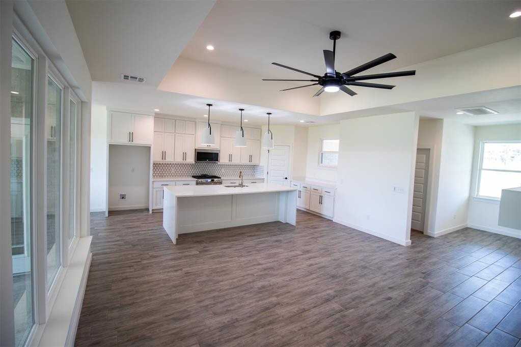 17584 Salma Rd - Photo 5 of 28
