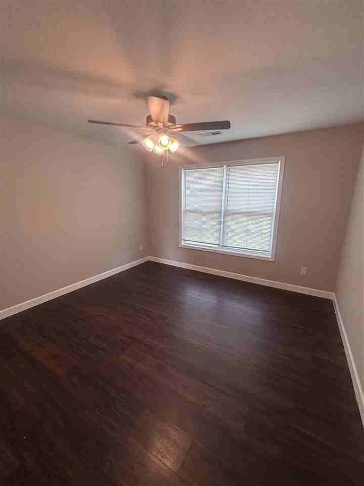 515 Hilton Ct #B - Photo 7 of 10