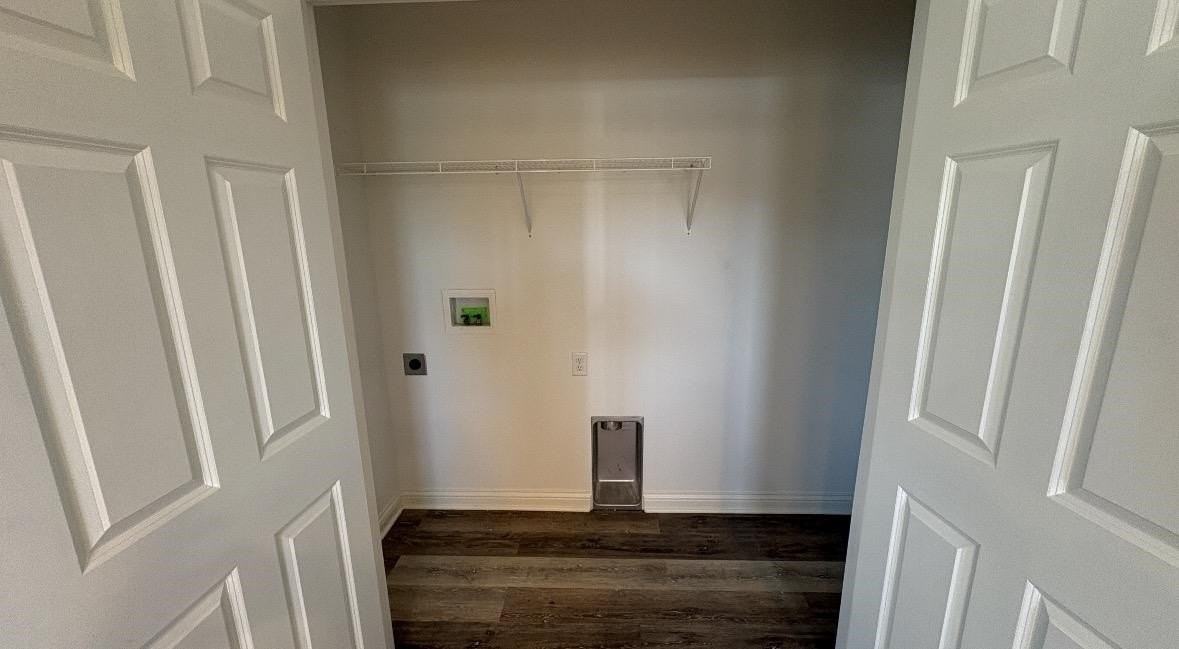 1266 Magnolia St - Photo 4 of 10