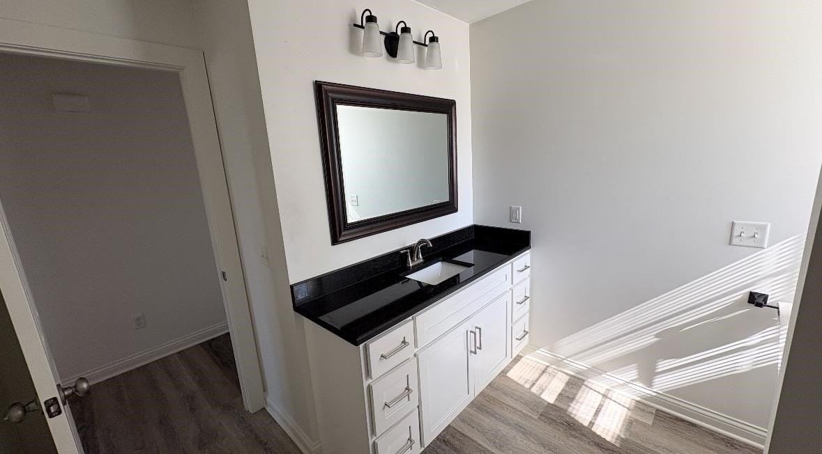 1266 Magnolia St - Photo 6 of 10