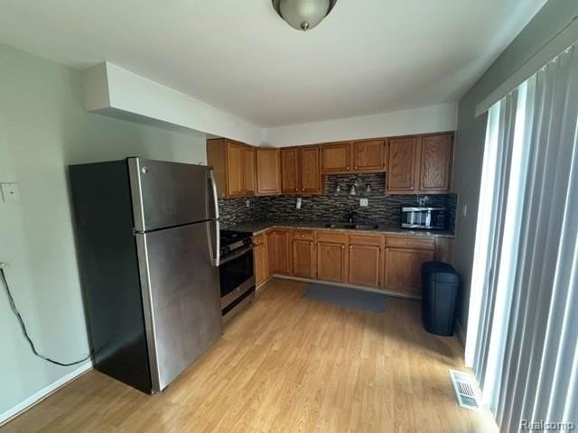 309 E Farnum Ave - Photo 4 of 8