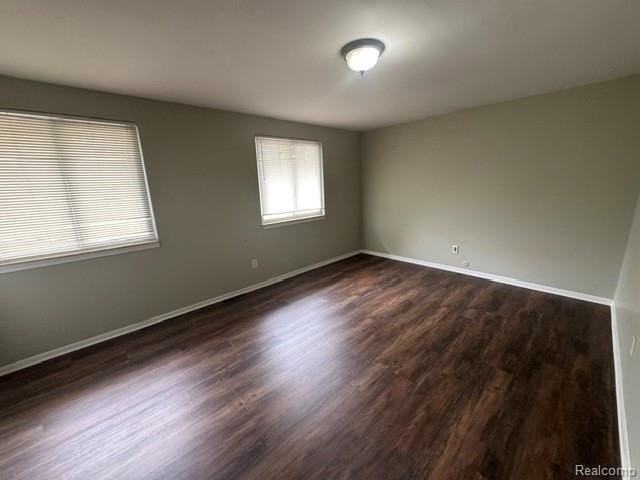 309 E Farnum Ave - Photo 7 of 8