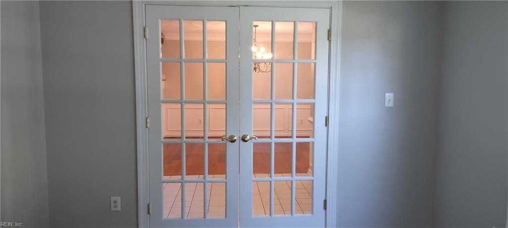 110 Liberty Dr - Photo 5 of 43