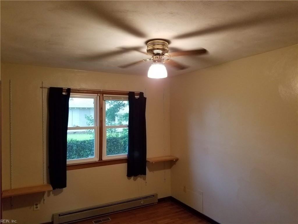 832 Lesner Ave - Photo 5 of 8
