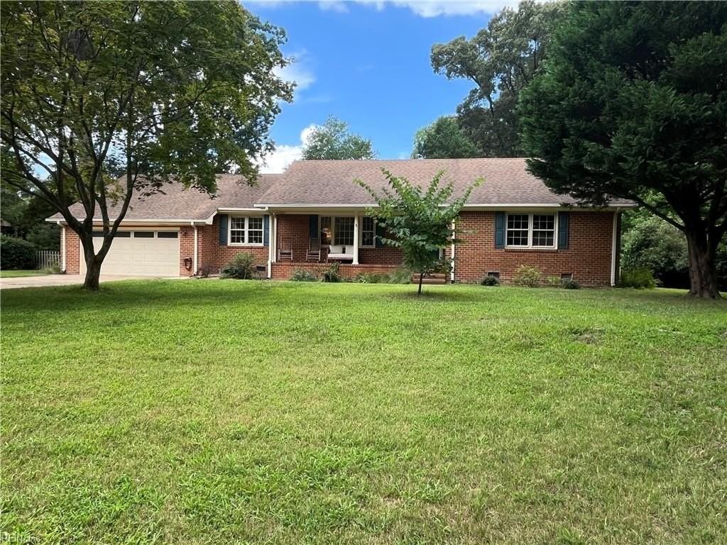 805 Winthrope Dr - Photo 2 of 25