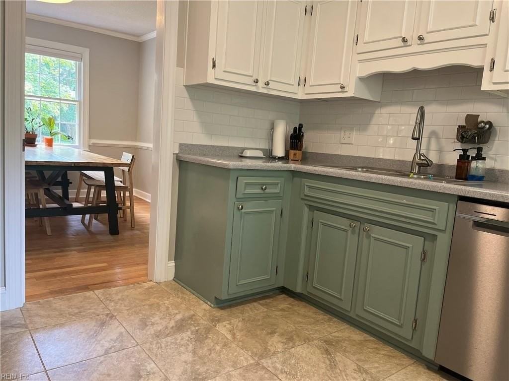 805 Winthrope Dr - Photo 6 of 25