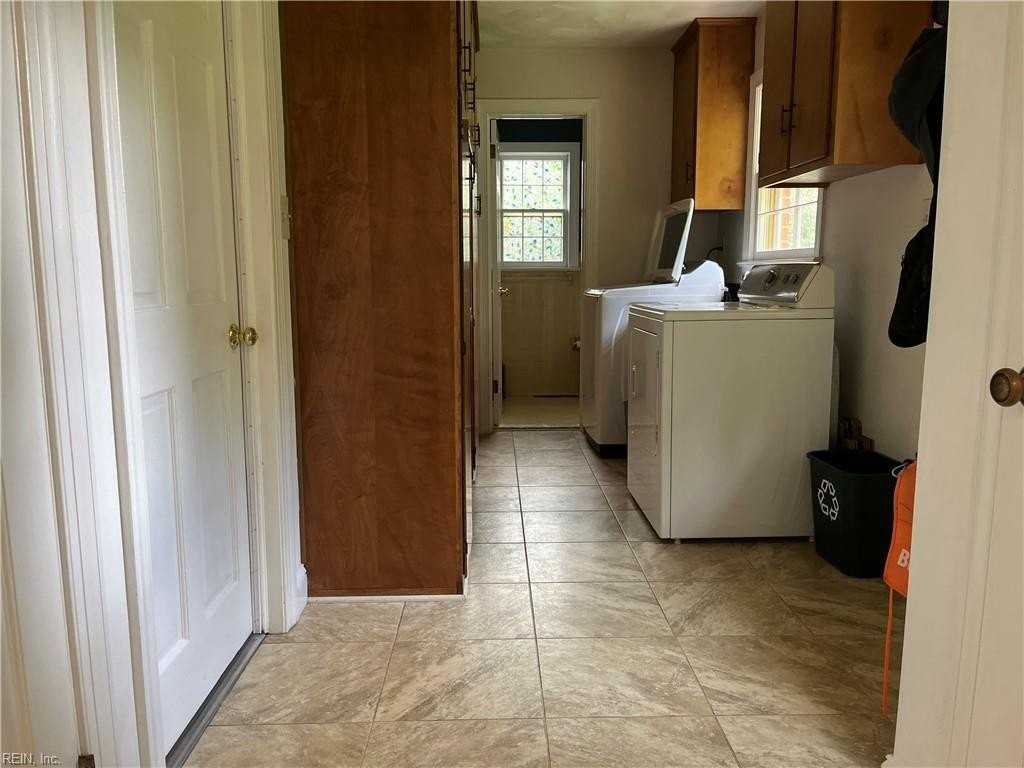 805 Winthrope Dr - Photo 7 of 25