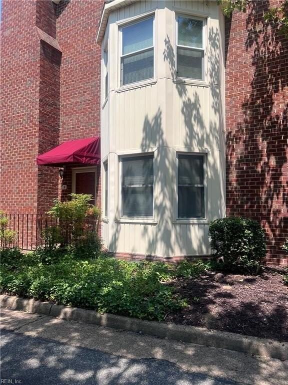 2 Academy Ln - Photo 2 of 12