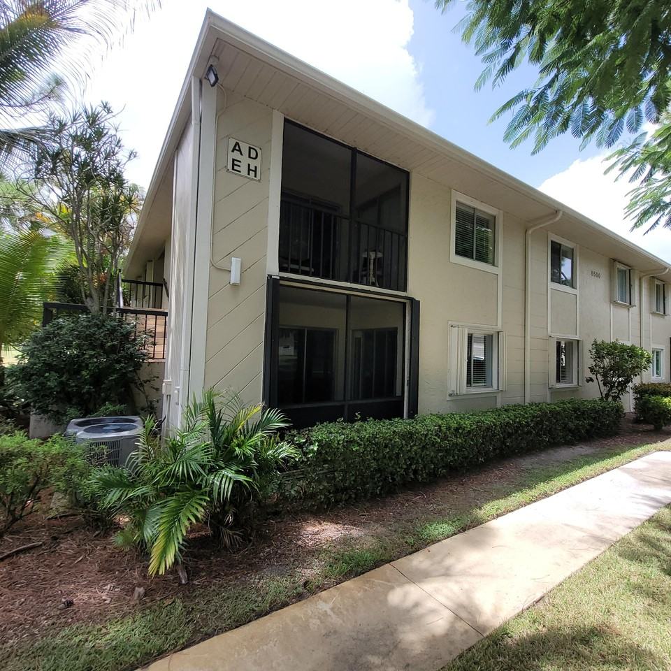 6500 Chasewood Dr #A - Photo 4 of 28