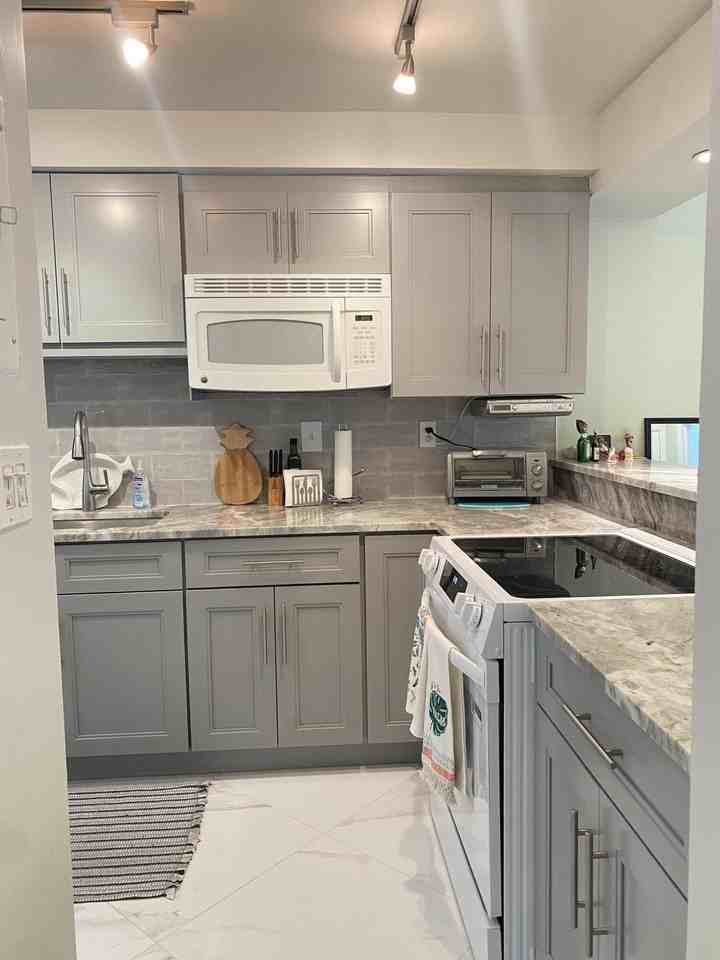 2 Royal Palm Way #101 - Photo 6 of 24
