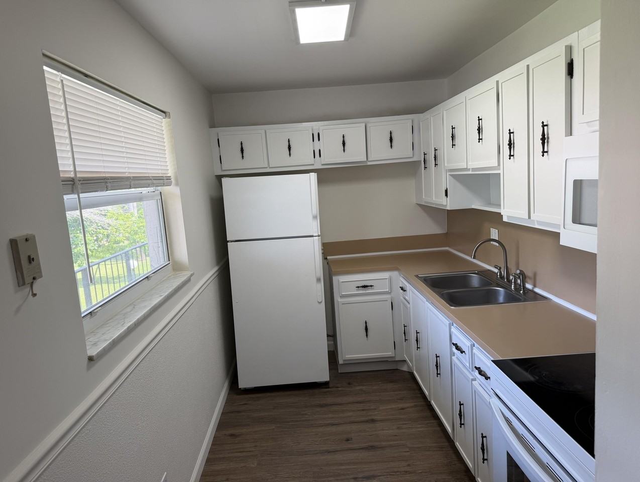 500 Bonnie Blvd #182 - Photo 7 of 20