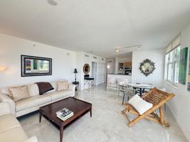 featured image of 100 Ne 6th St #307
