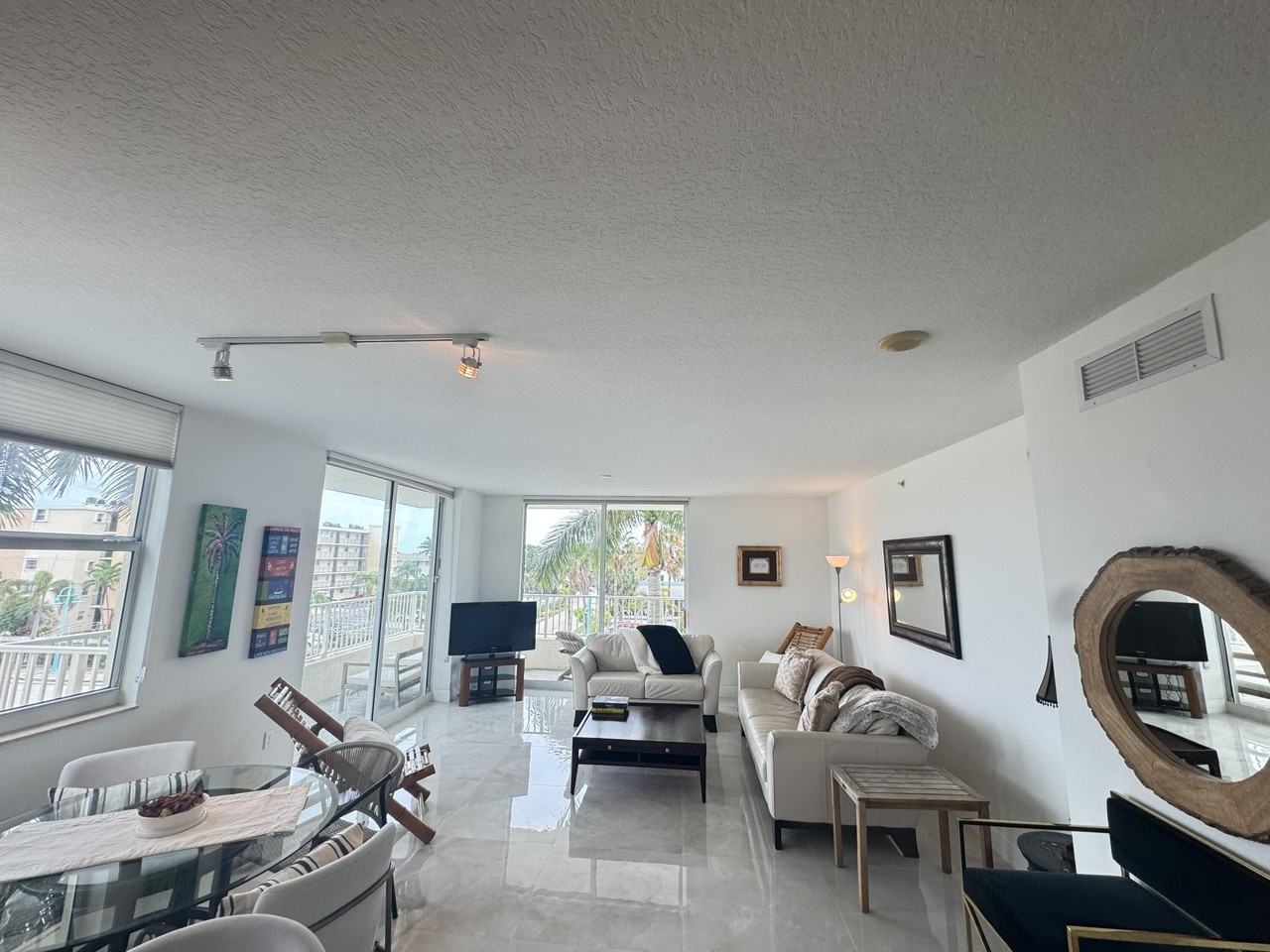 100 Ne 6th St #307 - Photo 2 of 34
