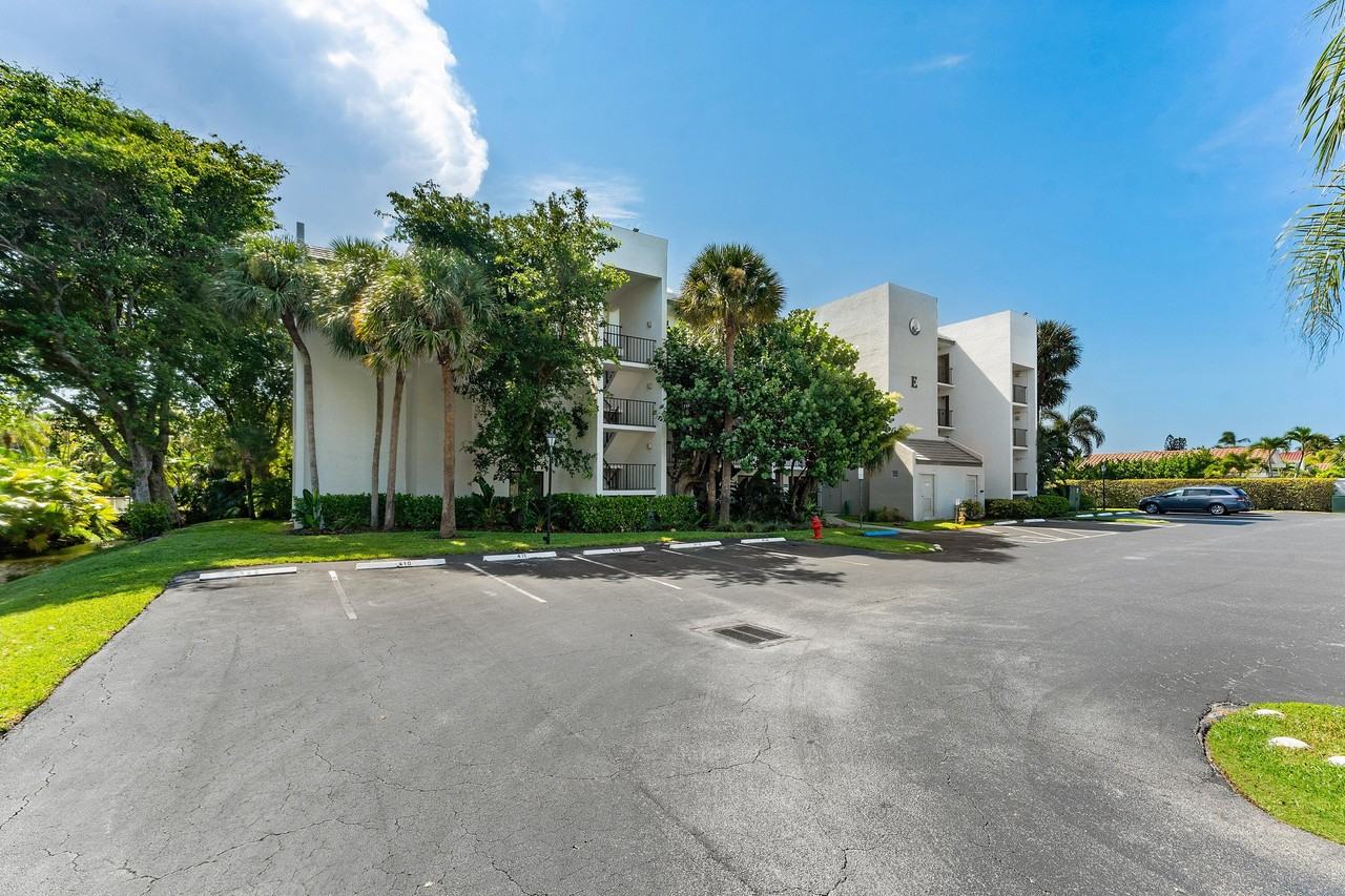 1605 S Us Highway 1 #E204