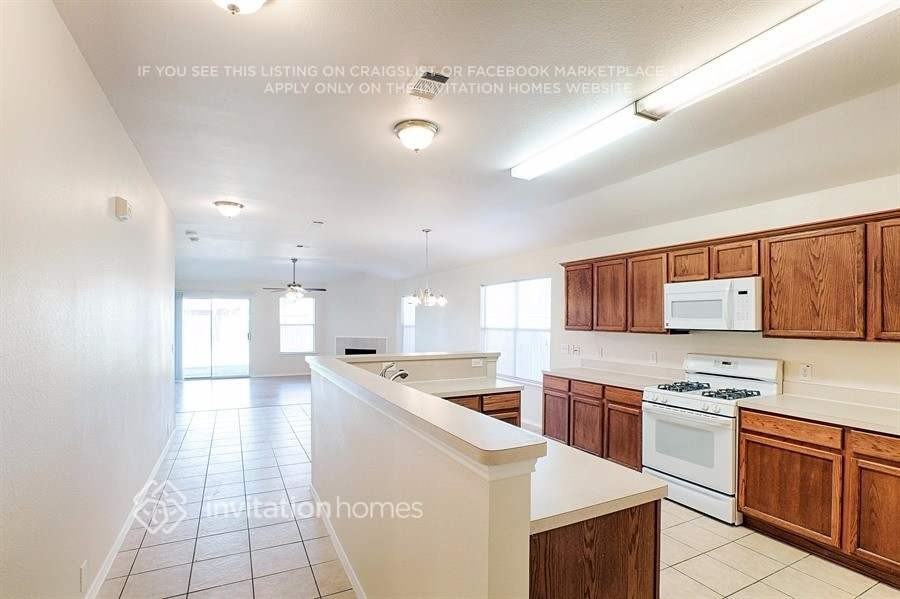8337 Horseshoe Bend Dr - Photo 7 of 18