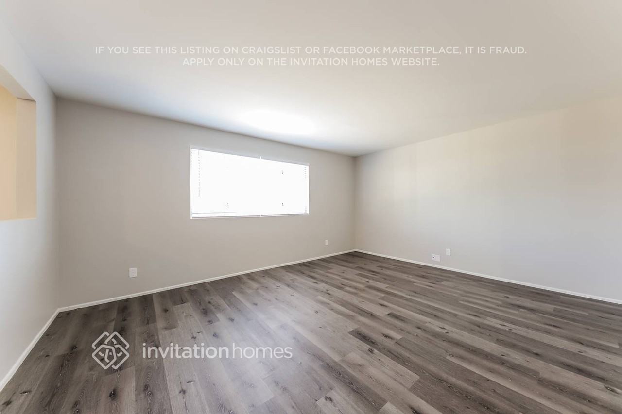 3518 W Shangri La Rd - Photo 6 of 15