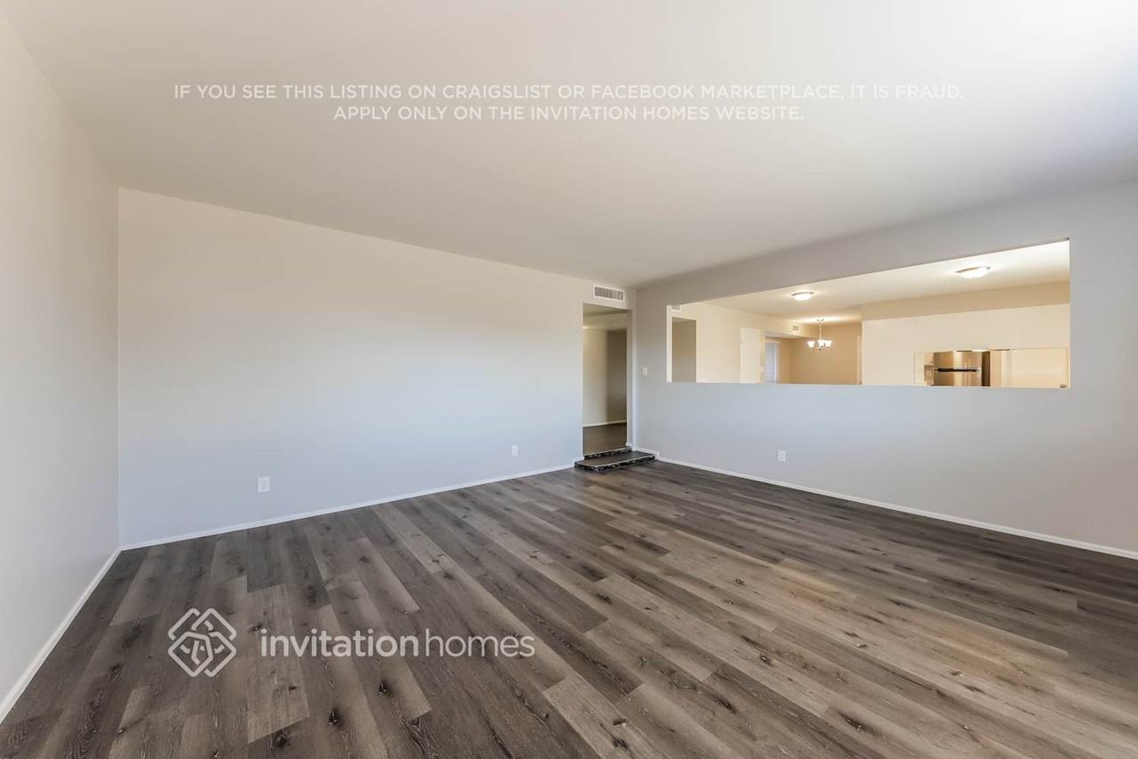 3518 W Shangri La Rd - Photo 7 of 15