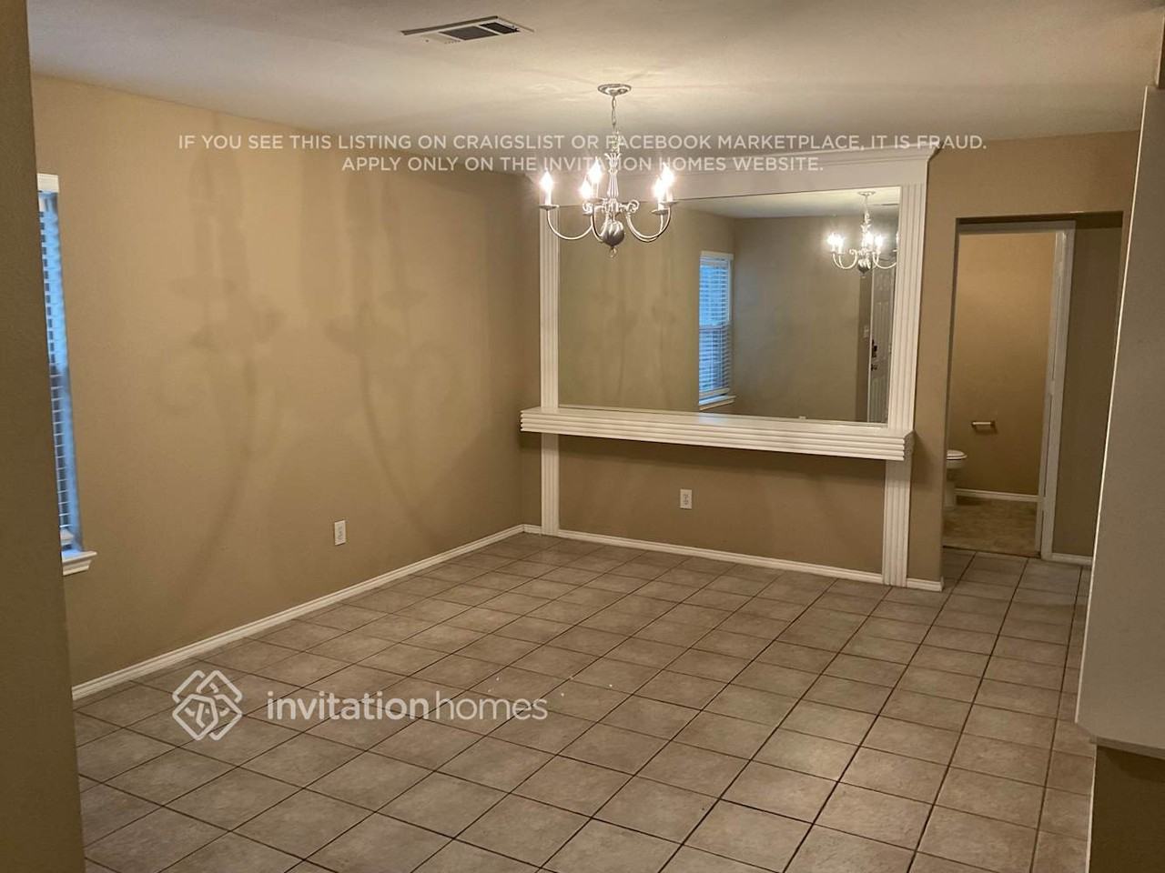 1002 Chatham Ln - Photo 4 of 18