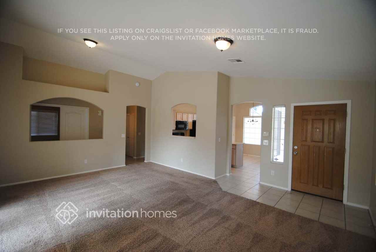 6737 E Norwood St - Photo 2 of 12