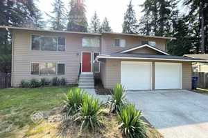 featured image of 12813 53rd Ave Ne