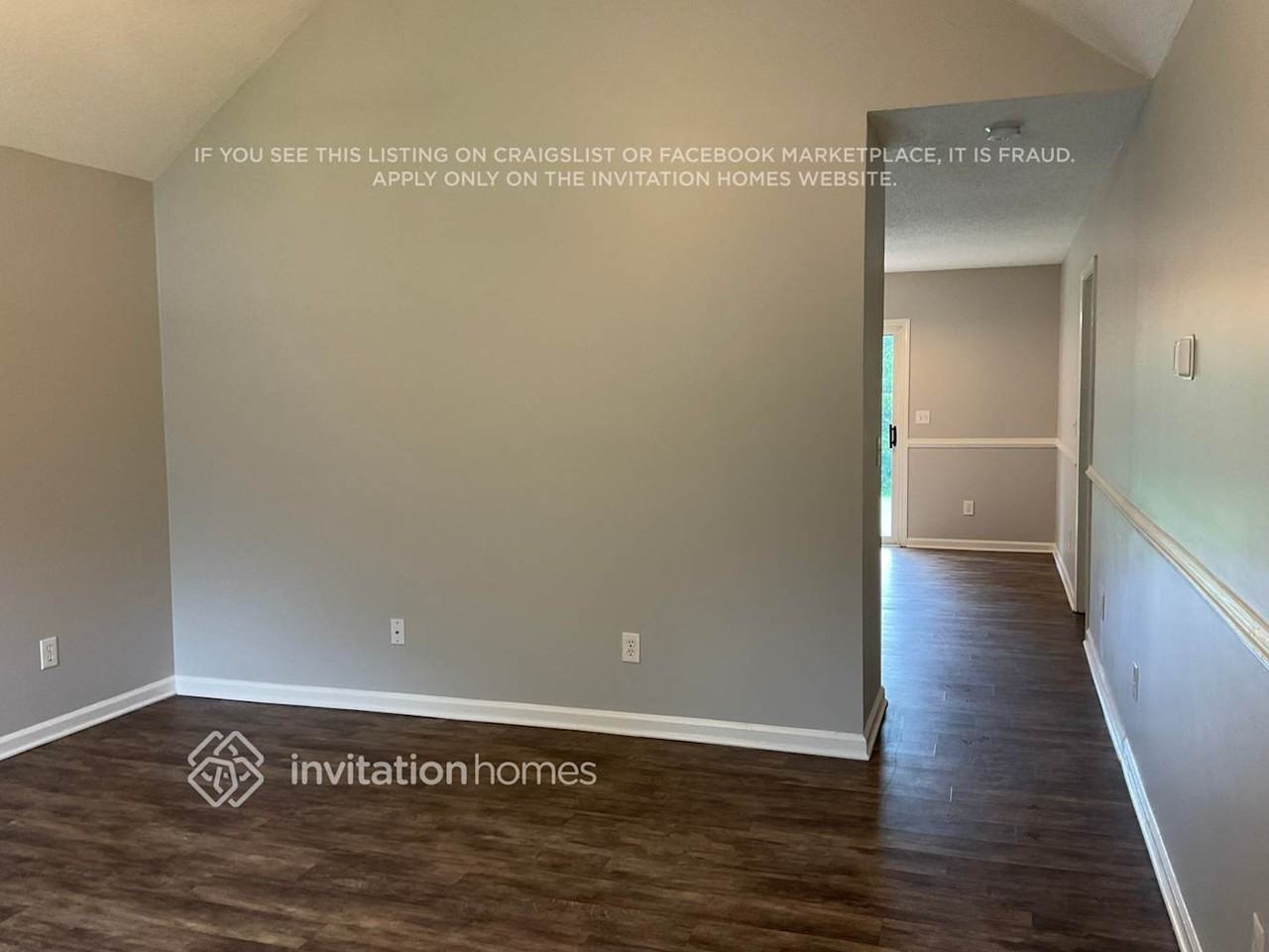 915 Jordans Pond Ln - Photo 3 of 17