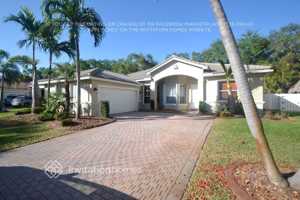 featured image of 5373 Sw 34th Way