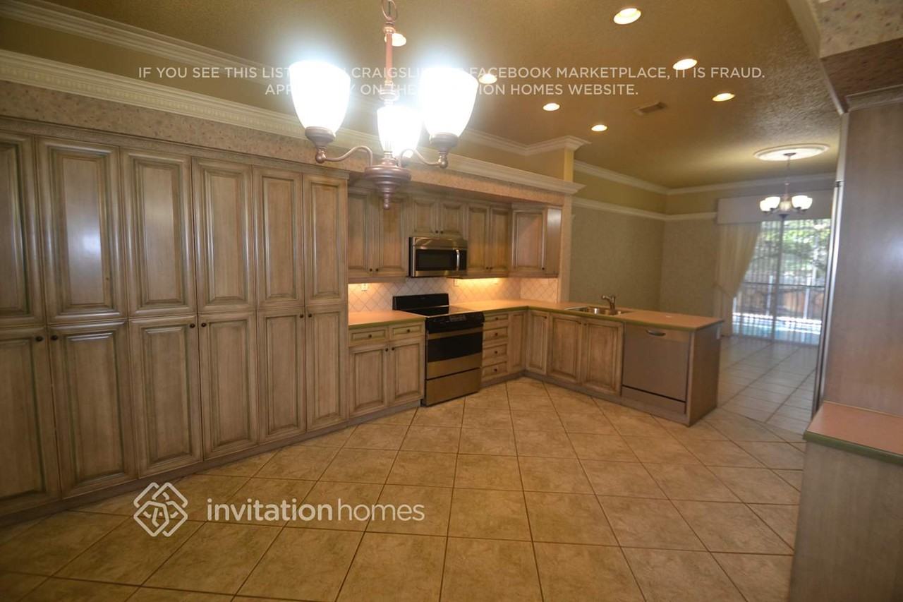 5373 Sw 34th Way - Photo 5 of 13