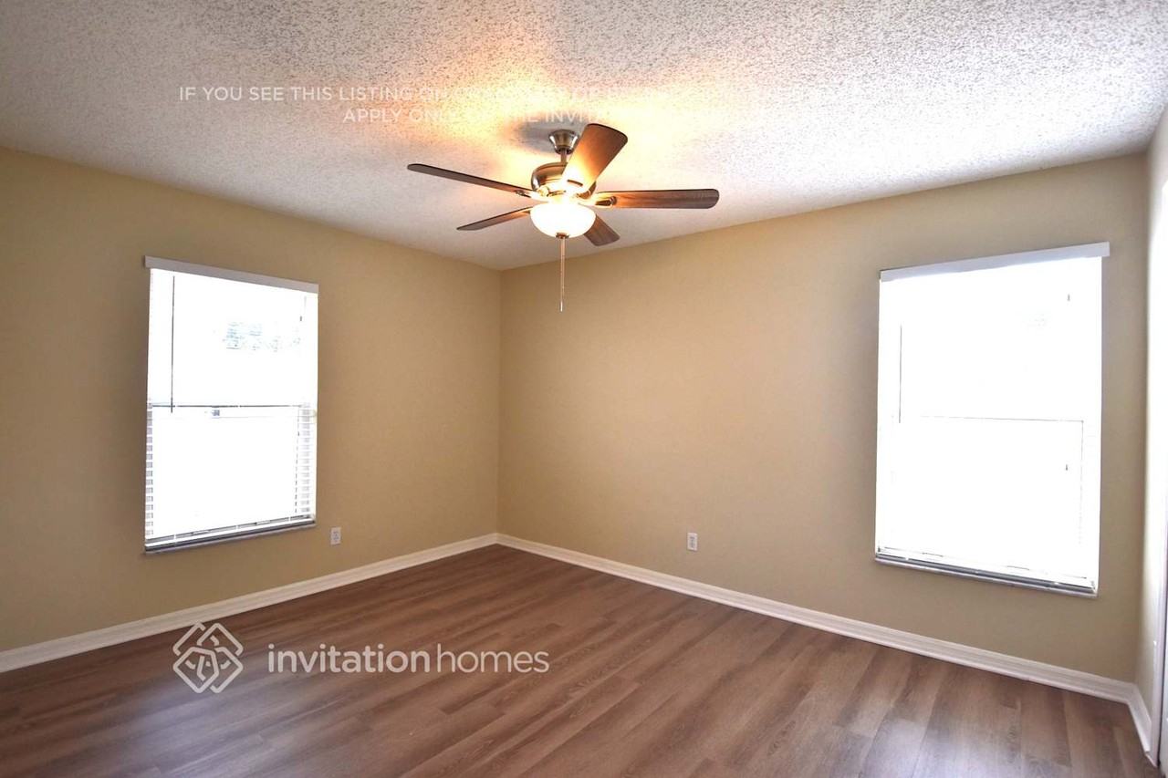 1440 Bradwell Dr - Photo 7 of 12