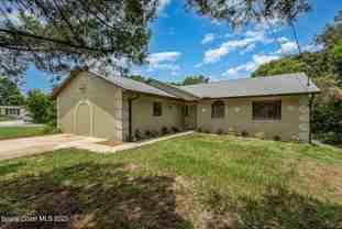 2620 Redwood Ave - Photo 1 of 1