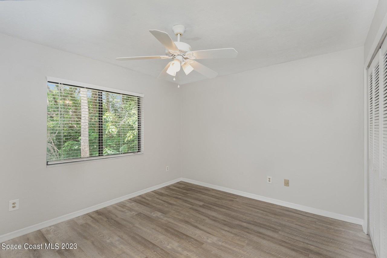 2620 Redwood Ave - Photo 7 of 15