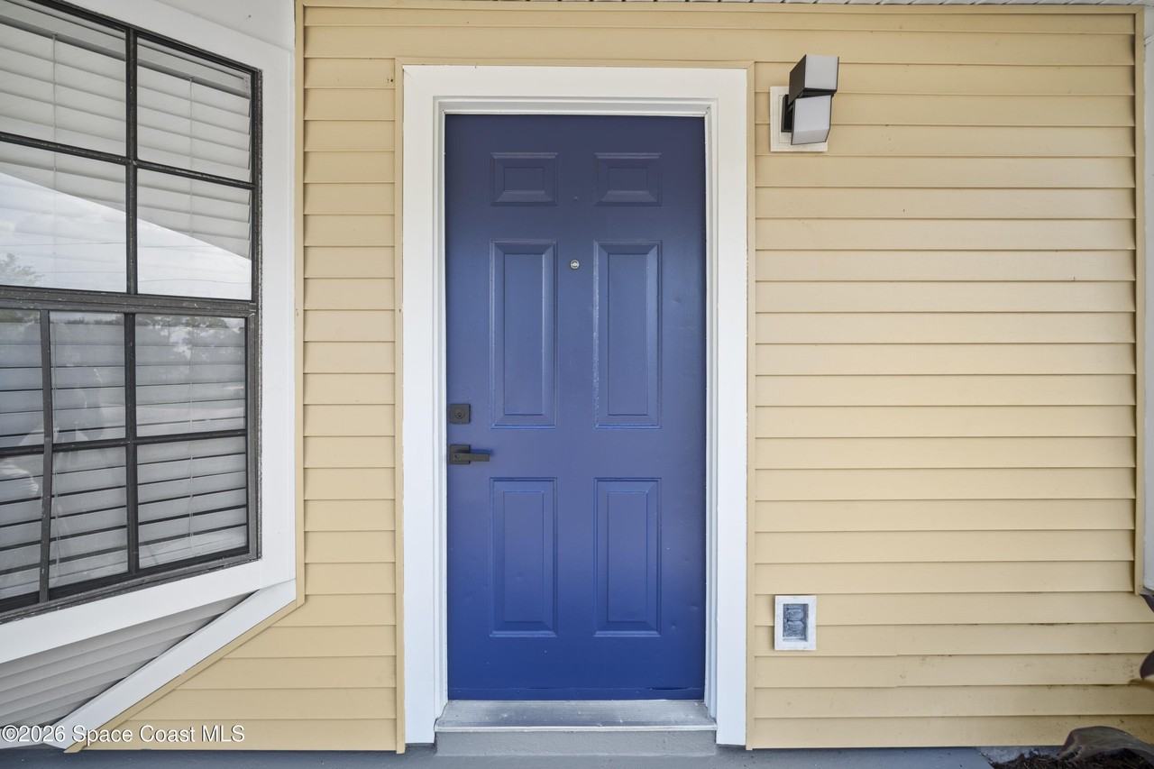 1328 Union St Se - Photo 2 of 31