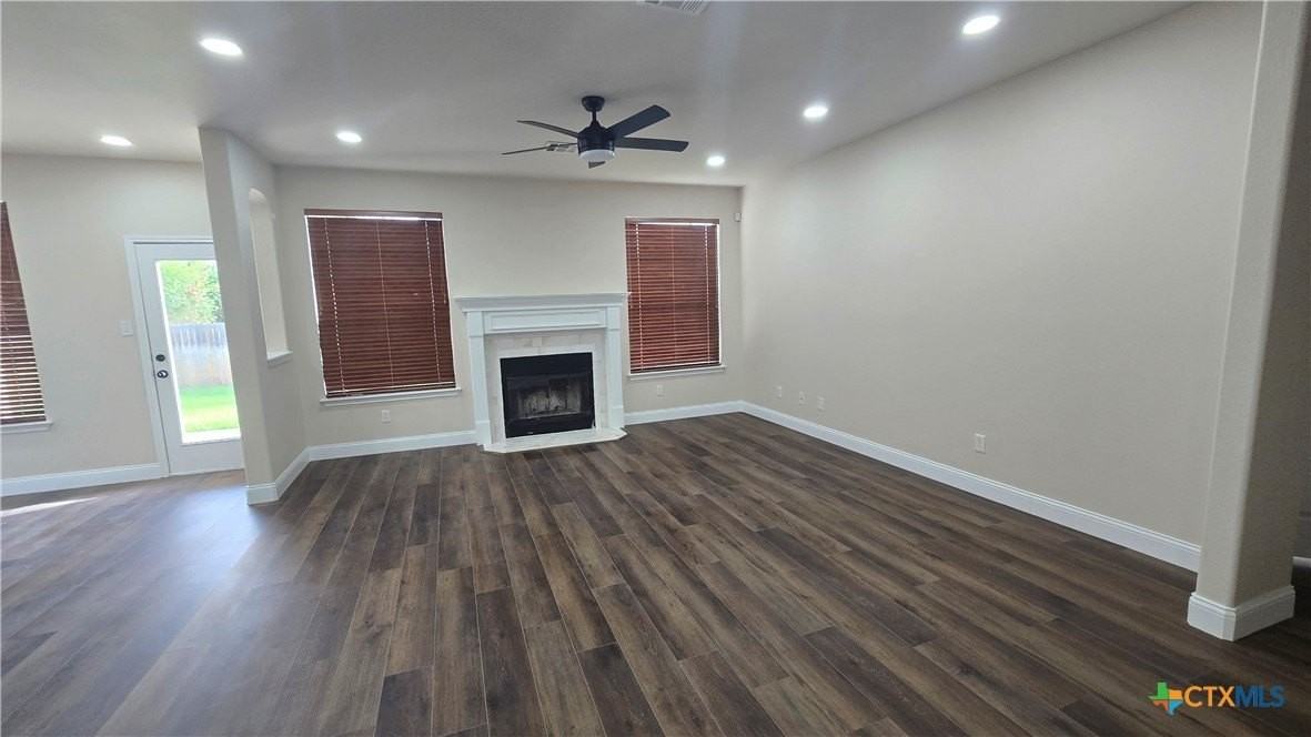 235 Lottie Ln - Photo 2 of 35