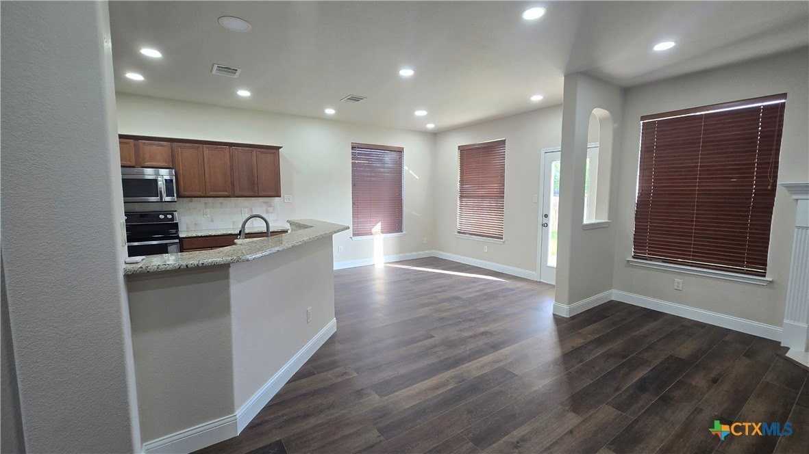 235 Lottie Ln - Photo 3 of 35