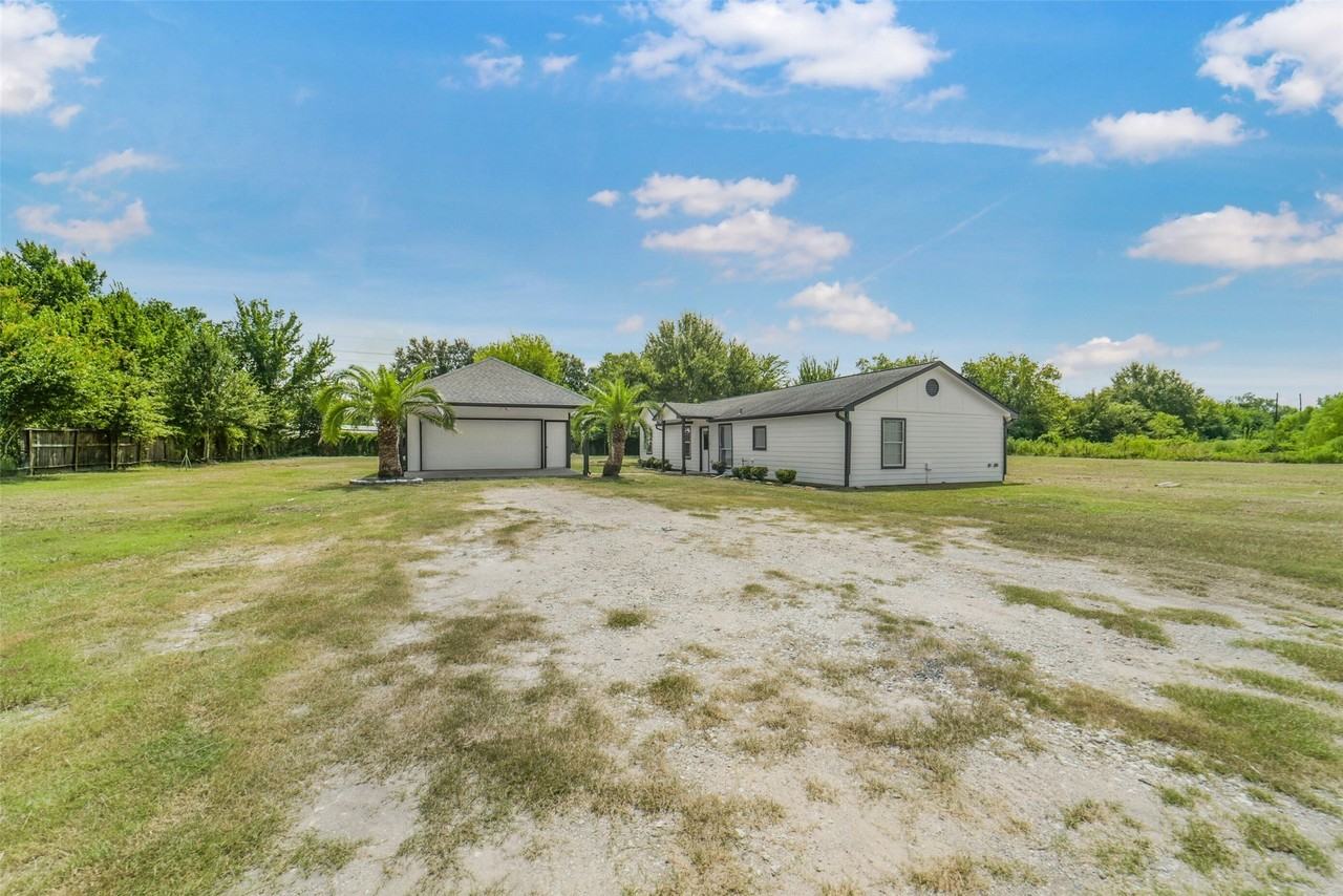 22405 Beckendorff Rd - Photo 4 of 45