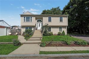 featured image of 45 Oakwood Ave