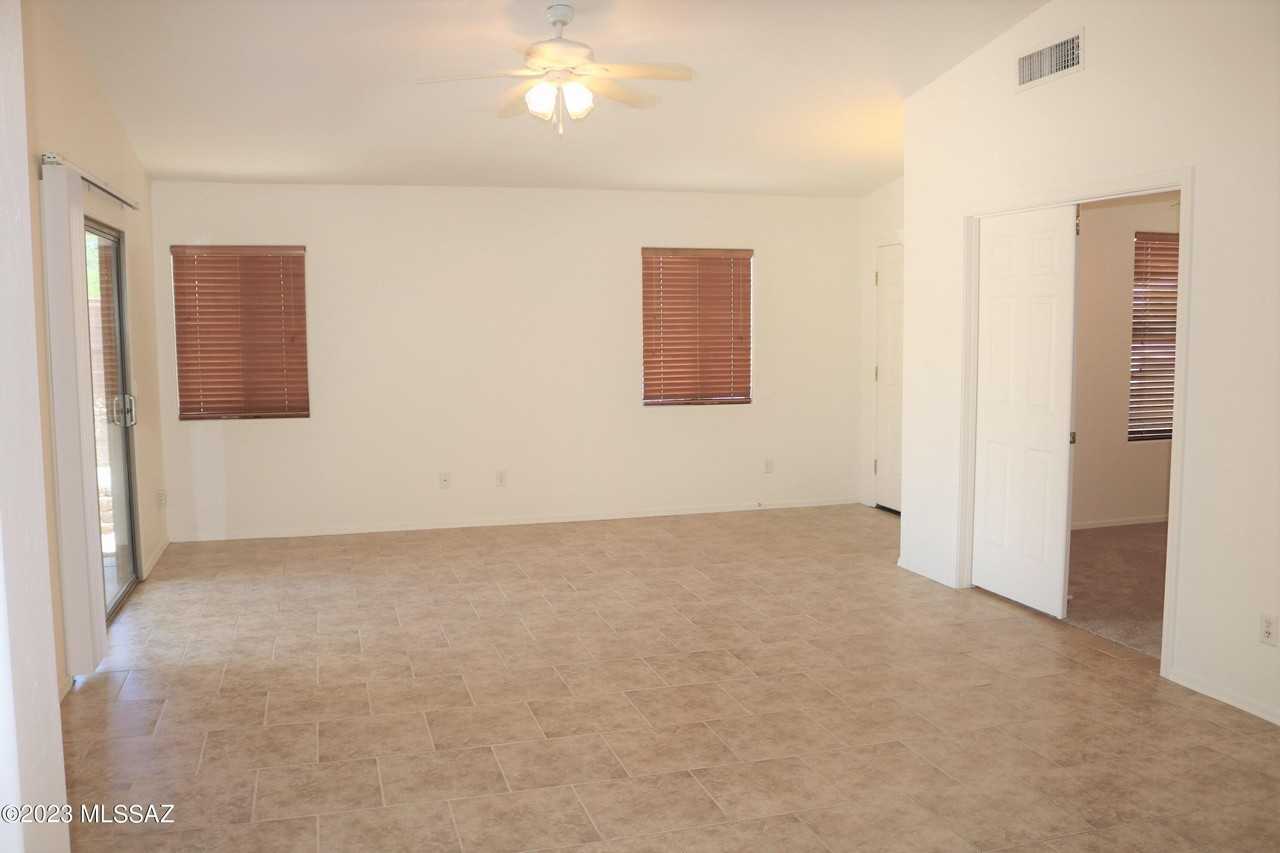 5426 W Dove Mountain Park Rd - Photo 3 of 45