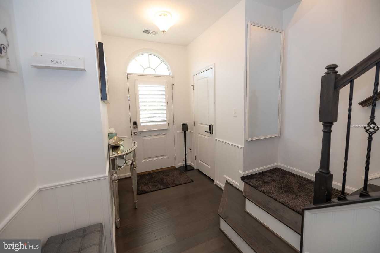 3620 Commodore Joshua Barney Dr Ne - Photo 5 of 50