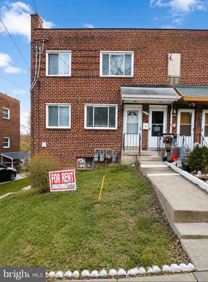 126 Joliet St Sw #A - Photo 2 of 15