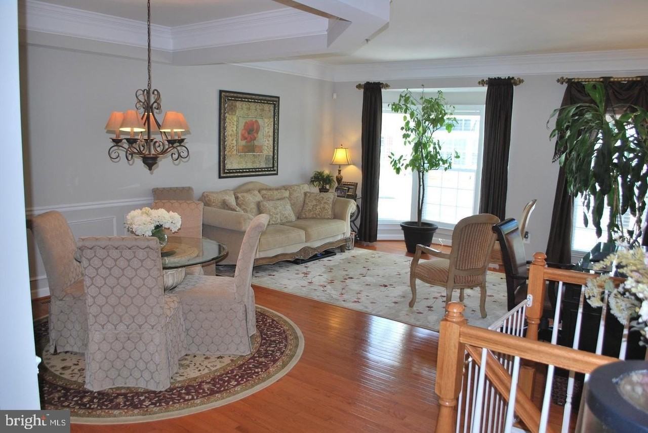 2309 Abby Rd - Photo 6 of 24
