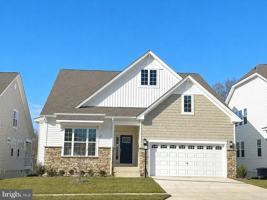 featured image of 4174 Charles Dickens Dr