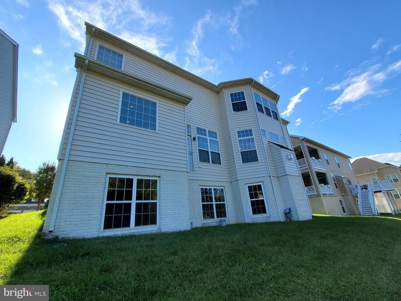 15406 Sir Edwards Dr - Photo 5 of 50