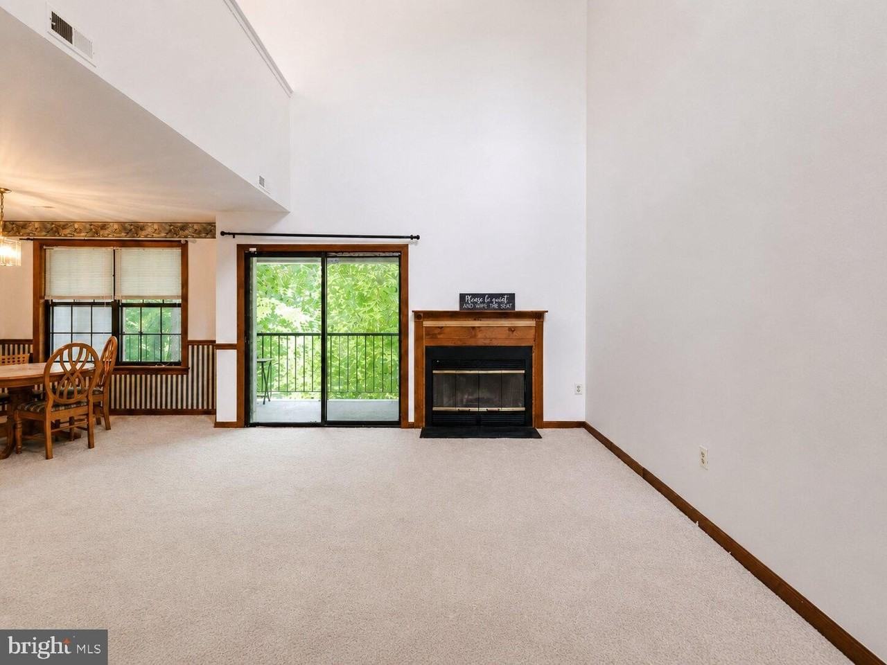 19 Summit Ct - Photo 2 of 19