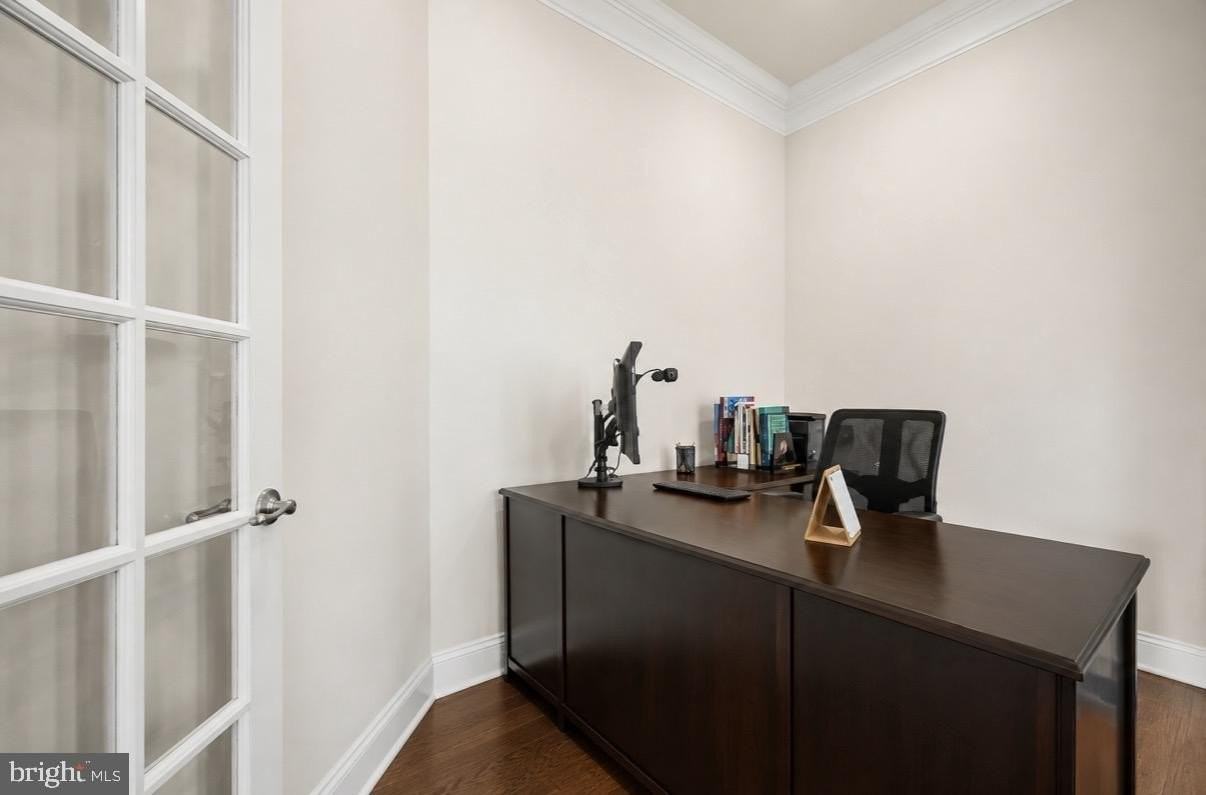 602 Dolmens Ln - Photo 7 of 50