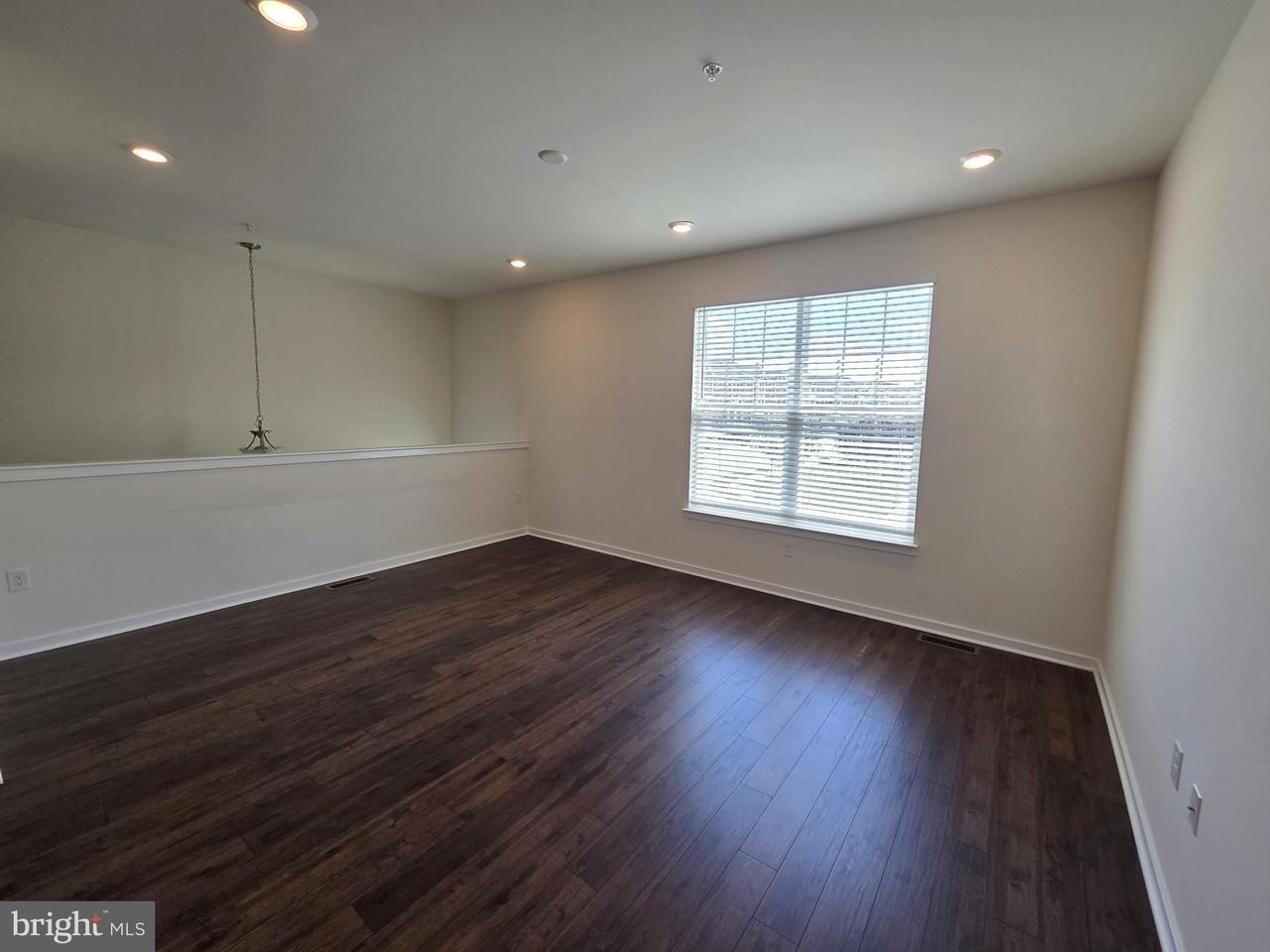 1802 Boulder Dr - Photo 6 of 32
