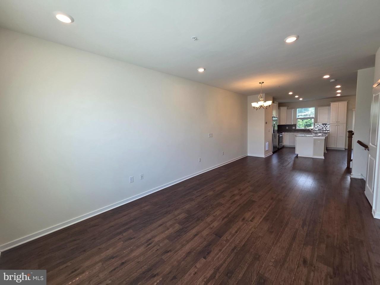 1802 Boulder Dr - Photo 7 of 32