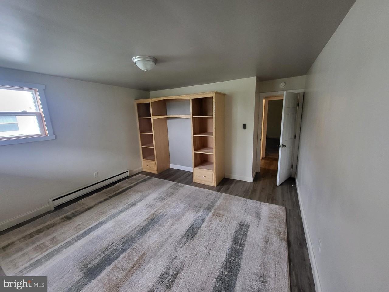 767 Roxbury Rd #D - Photo 7 of 12