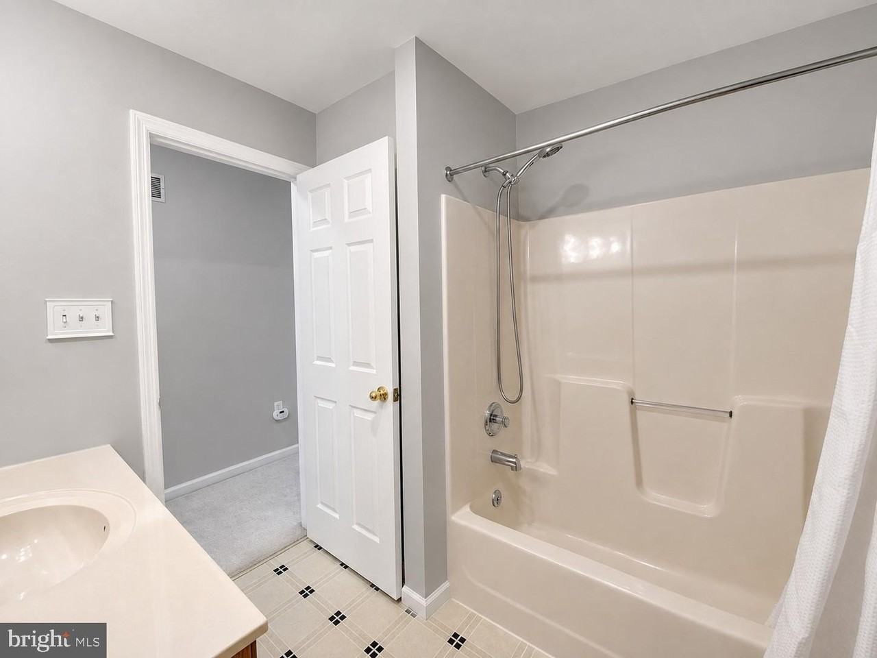 103 Red Rock Cir - Photo 5 of 9