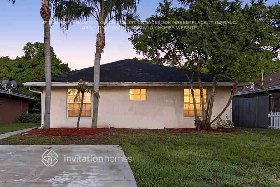 2611 Alexander Ave - Photo 3 of 18