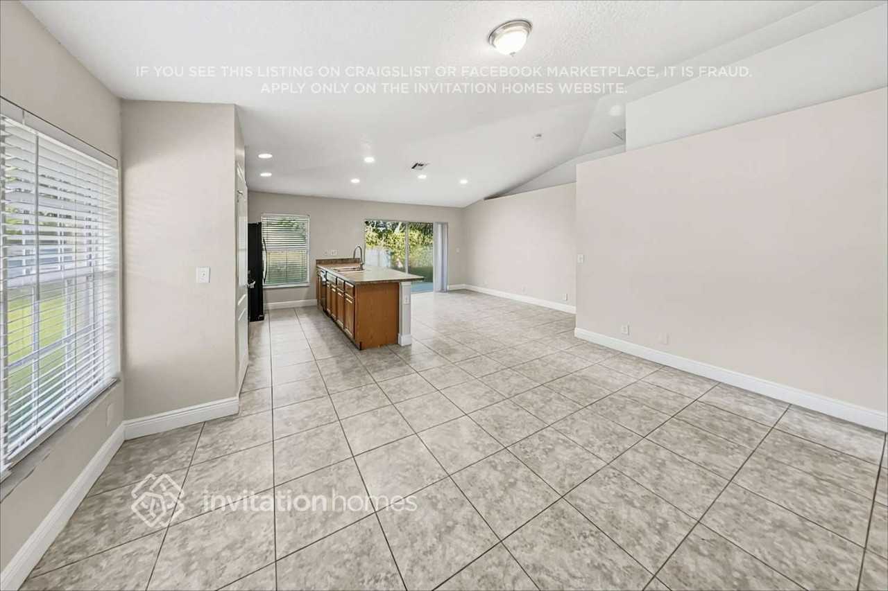2611 Alexander Ave - Photo 6 of 18