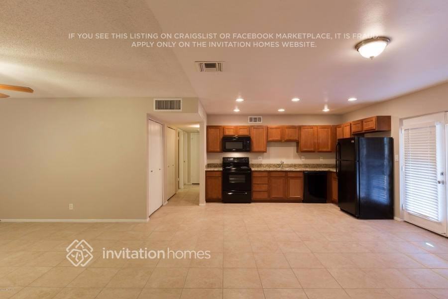 1800 W Mountain View Cir - Photo 4 of 20